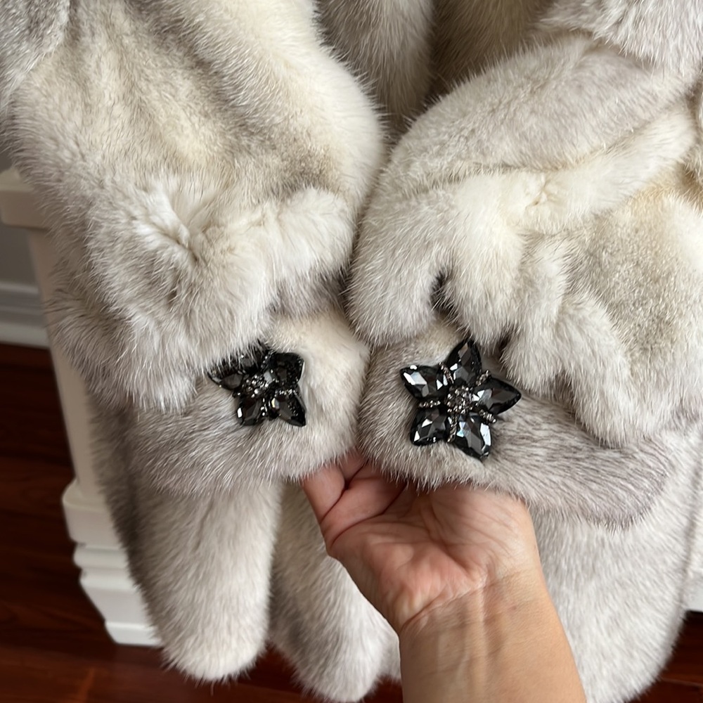 100% luxury high quality Real female mink coat - Picture 9 of 10